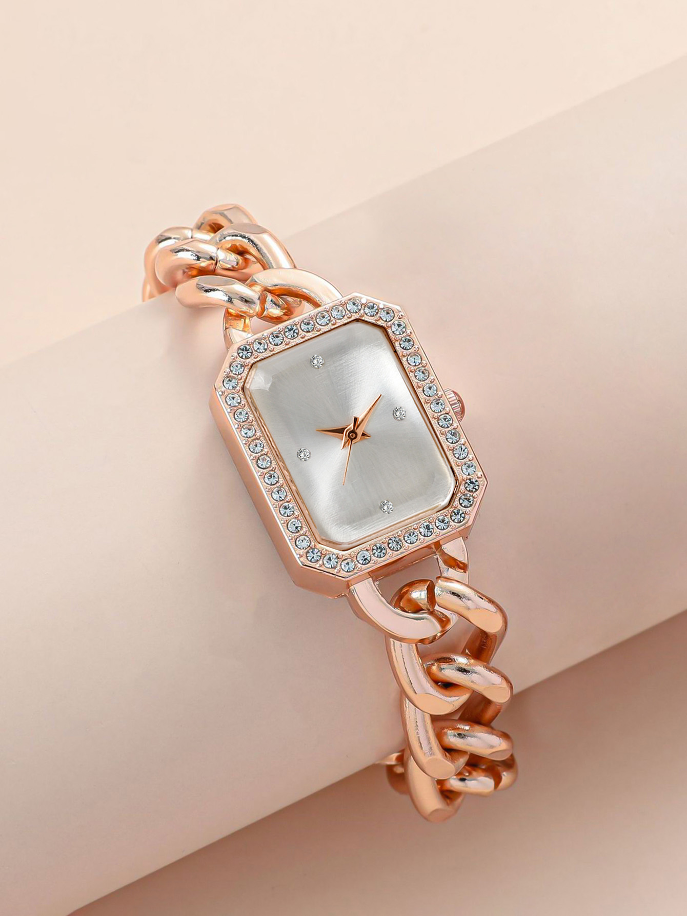 La caja misteriosa contiene 1  - Luxury Watch In Usa reseña y precio